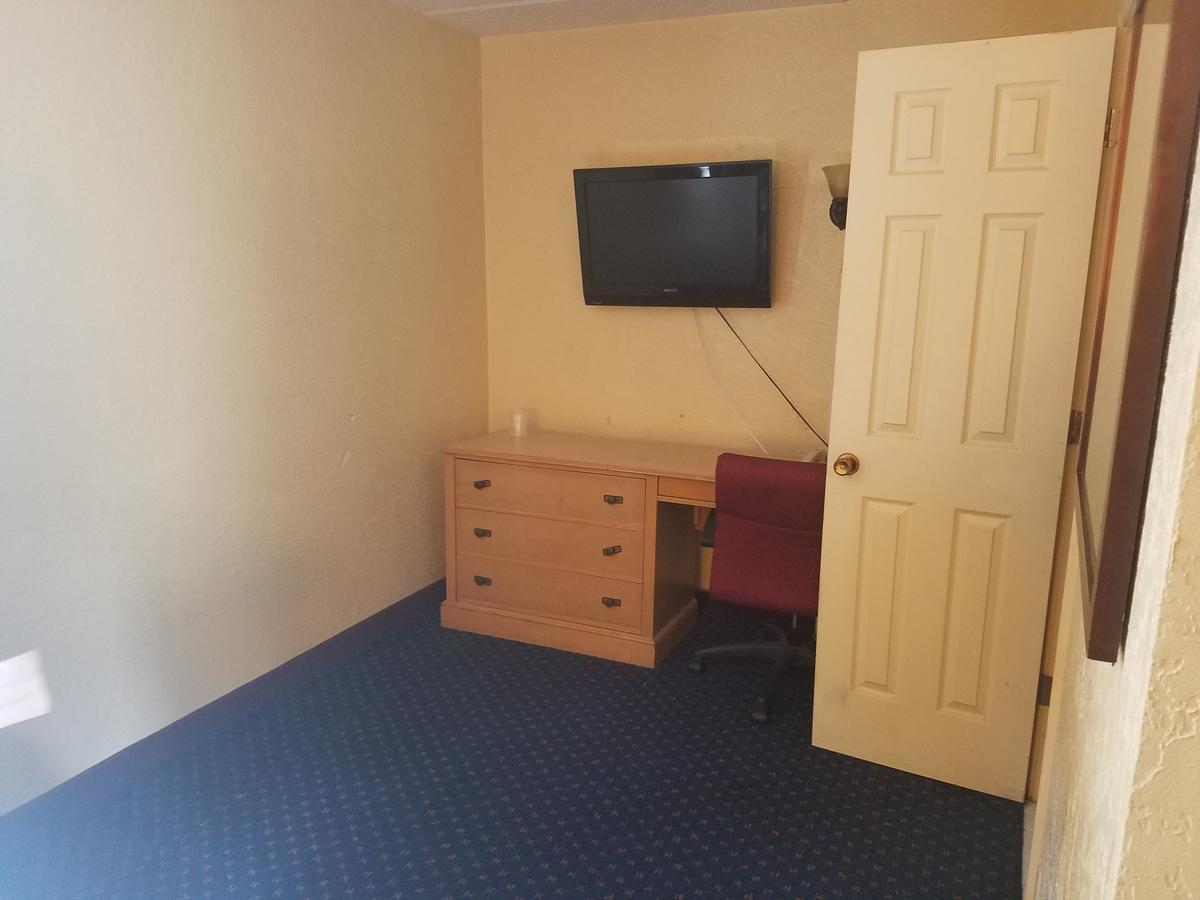 Motel 6 Tallahassee, Fl North Monroe Екстериор снимка