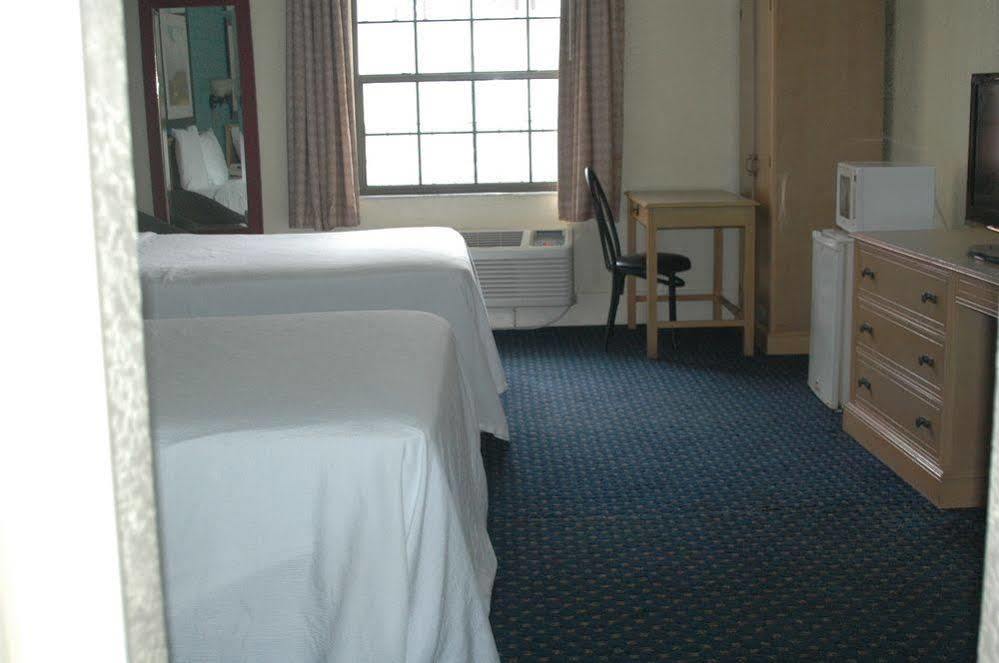 Motel 6 Tallahassee, Fl North Monroe Екстериор снимка